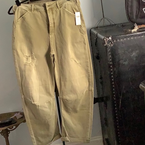 NWT khaki distressed jeans from Anthropology. - Picture 1 of 6